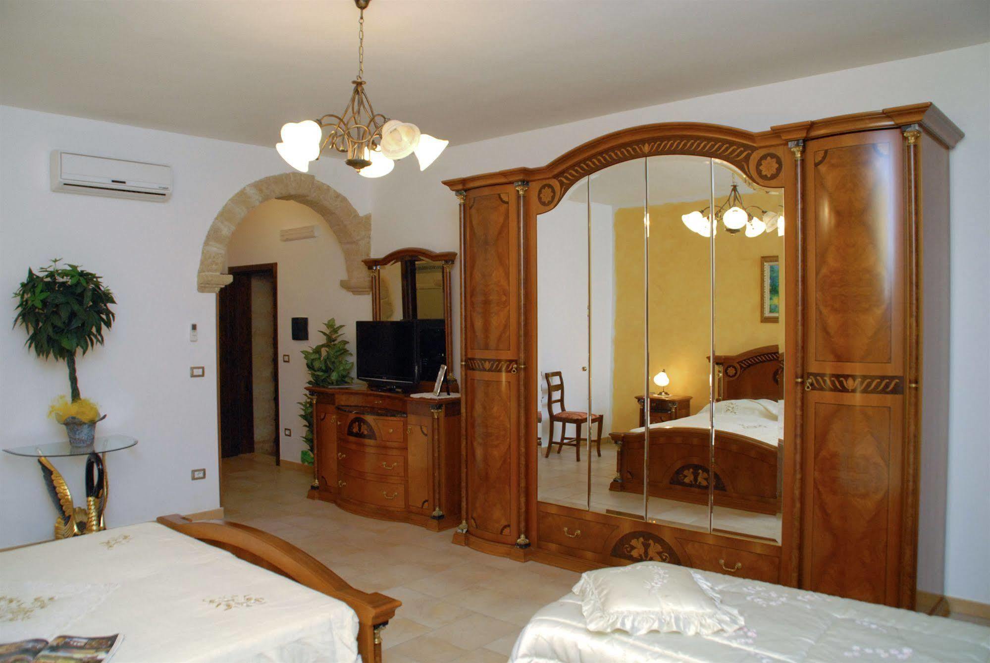 Masseria Grande Taurisano ภายนอก รูปภาพ