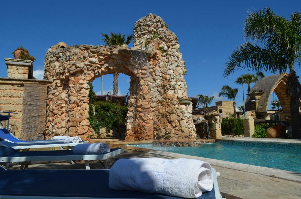 Masseria Grande Taurisano ภายนอก รูปภาพ